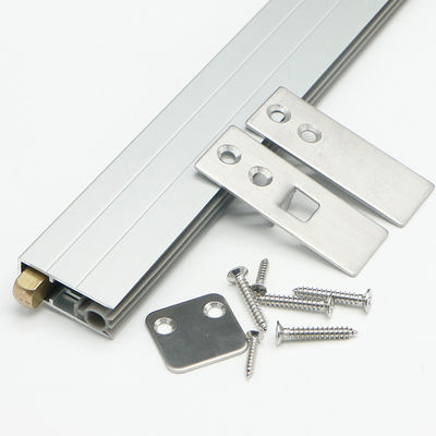A parte inferior automática resistente da porta sela 6063 que o alumínio Weatherstrips para a porta do hotel