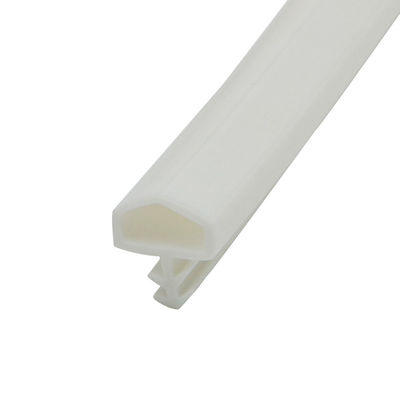 A tira de madeira do selo de porta da isolação sadia alterou a porta do Pvc Weatherstrip