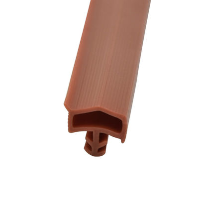 Tira de borracha do selo de porta do descascamento do tempo do elastómetro termoplástico com aleta 10*5.5mm