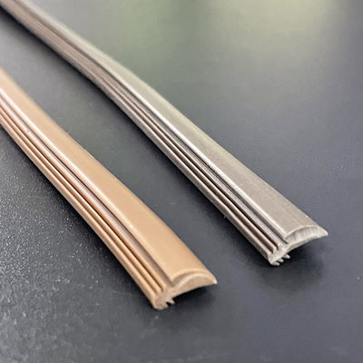 O tipo porta do entalhe do Pvc do OEM Weatherstrip fácil instalar o CE aprovado