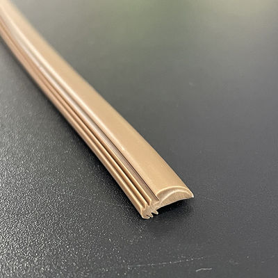 O tipo porta do entalhe do Pvc do OEM Weatherstrip fácil instalar o CE aprovado